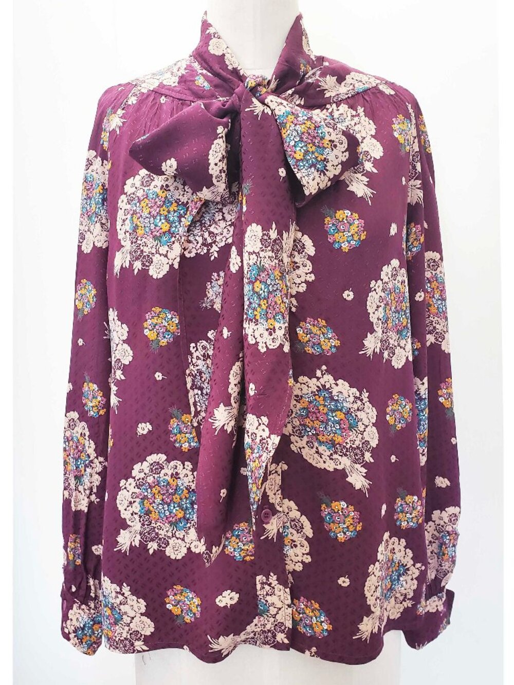 Vintage 70s Oscar de la Renta Women's Purple Floral Tie Neck Bow Blouse
